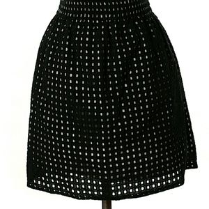 LOFT: XSmall Black&White Skirt!